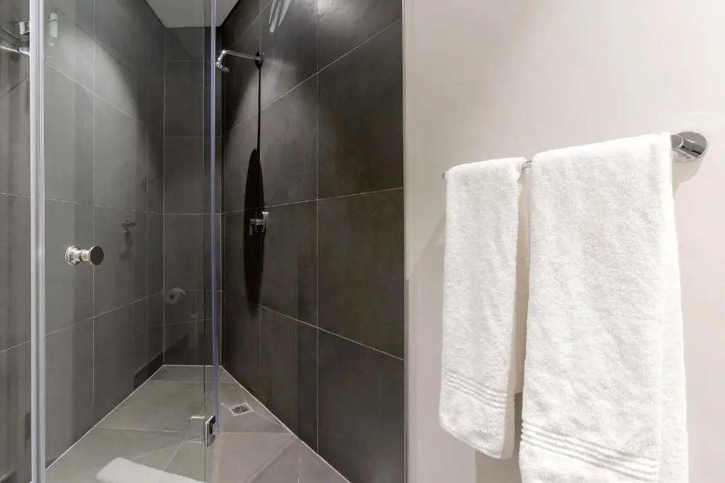 Axis Luxury Apartments by Century City Hotels