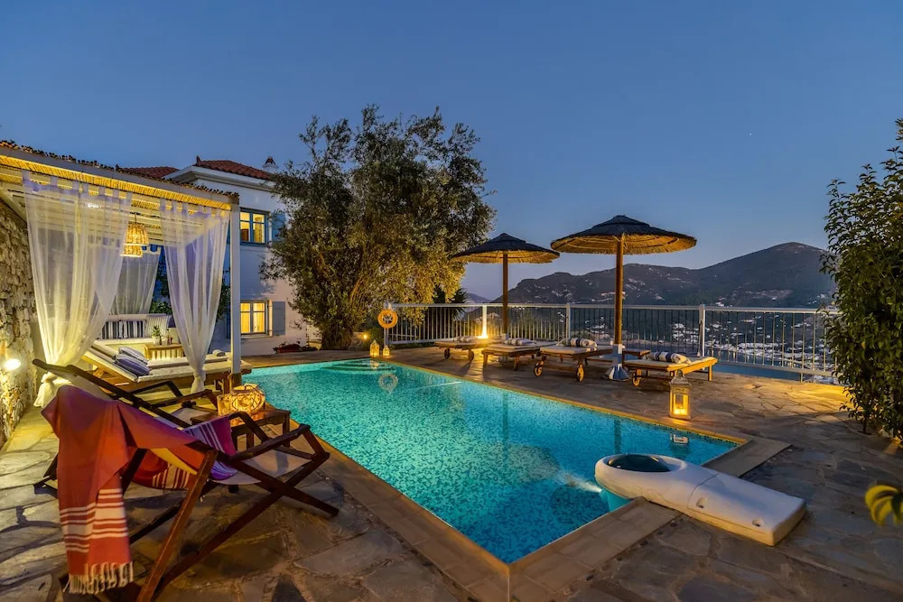 Villa Avaton With Magnificent sea View and Skopelos Town