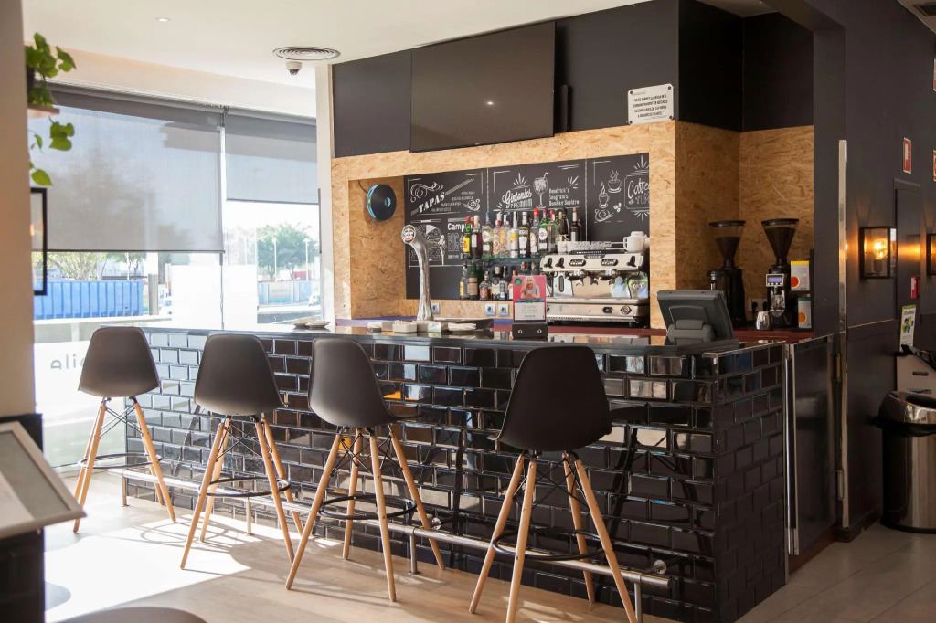 Travelodge BCN Cornella Fira