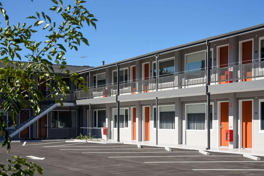 Parkside Motel