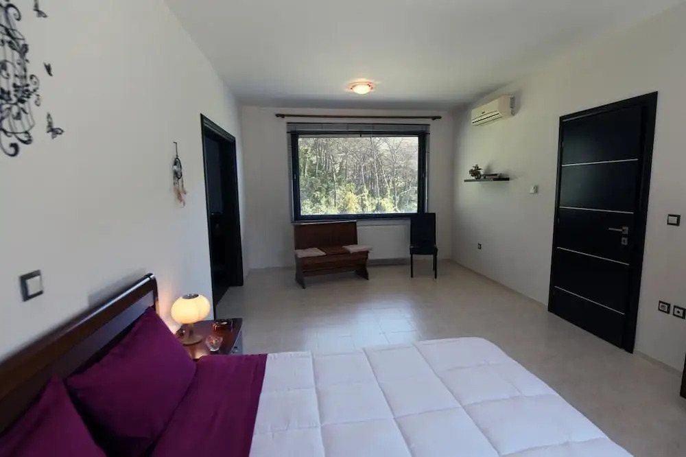 Lilies Villa