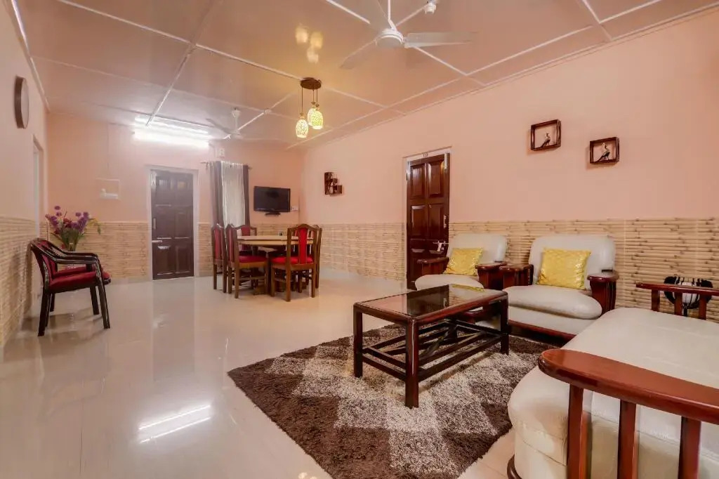 Trinayan Associates by OYO Rooms