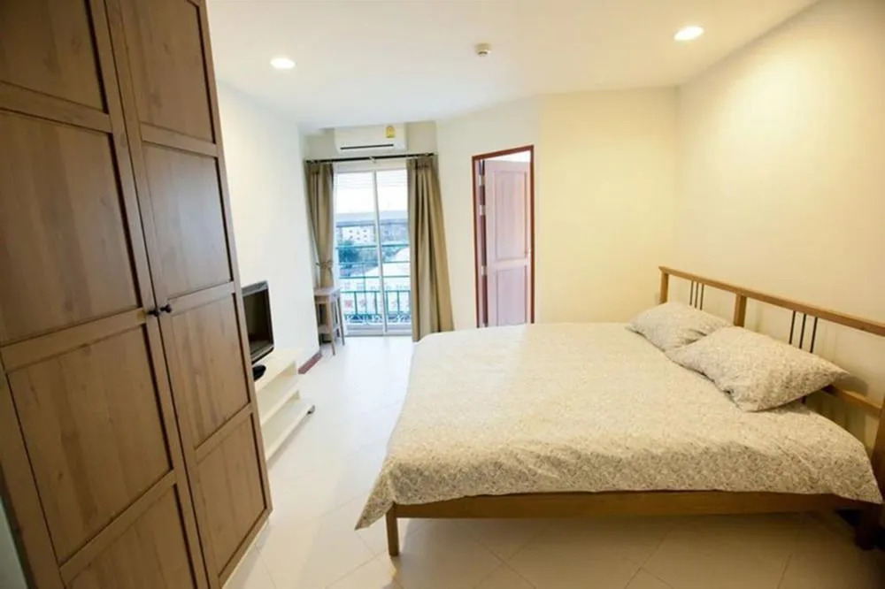 Baan Salin Suites
