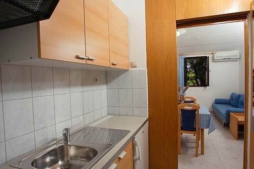 Lina Apartments