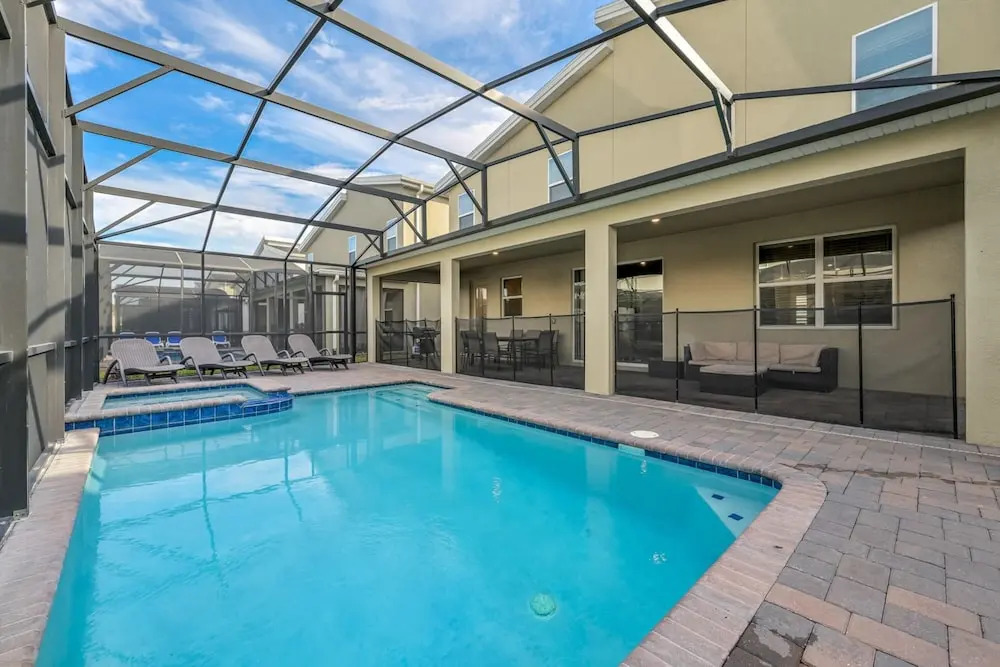 Charming Home Ideal Location Spacious Game Room
