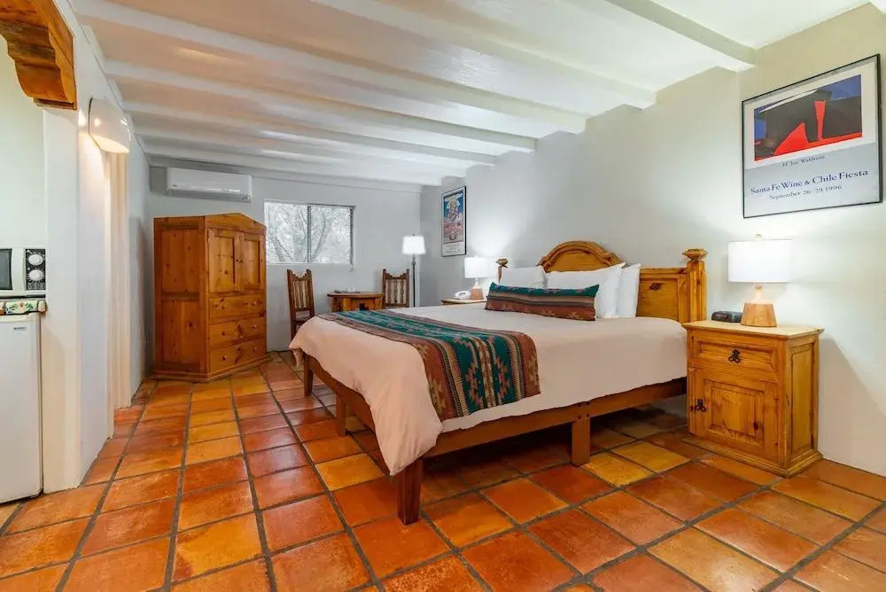 Pecos Trail Inn