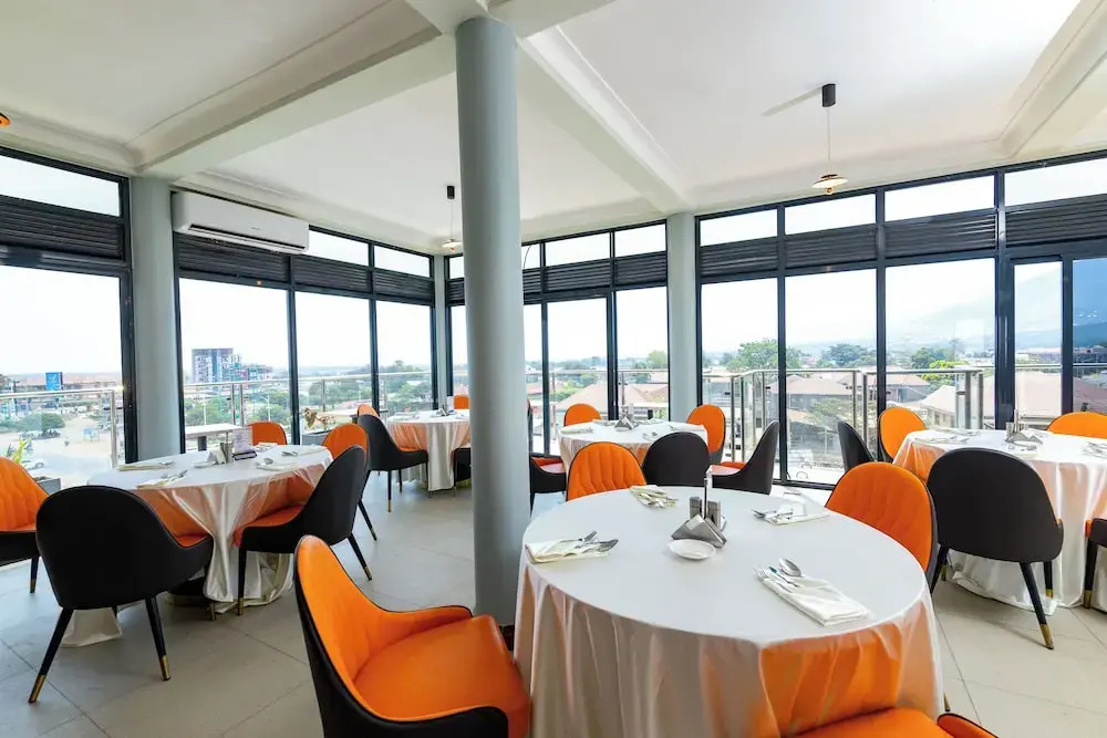 Ngabu Hotel
