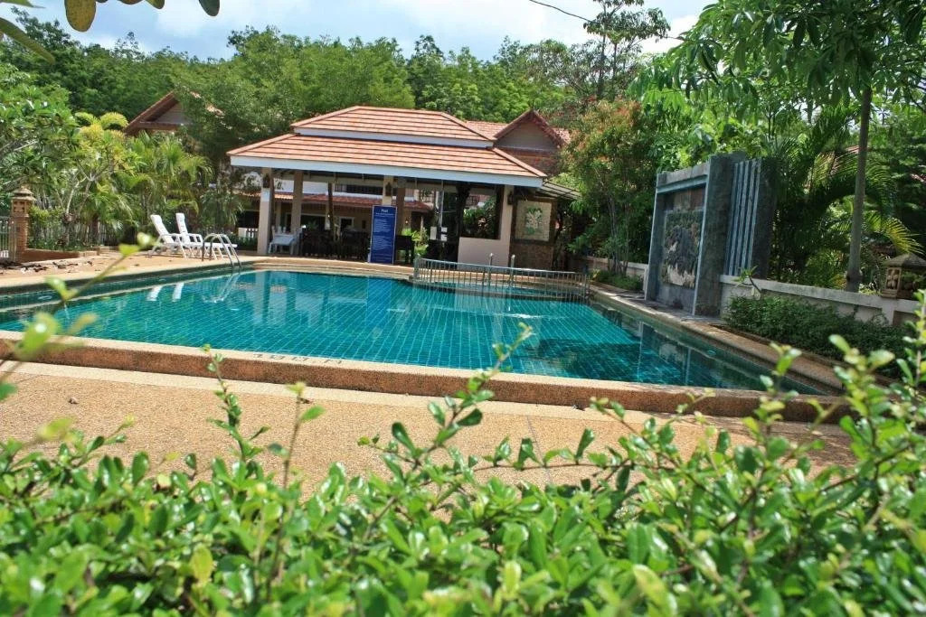 Poonsiri Private Pool Villa Aonang