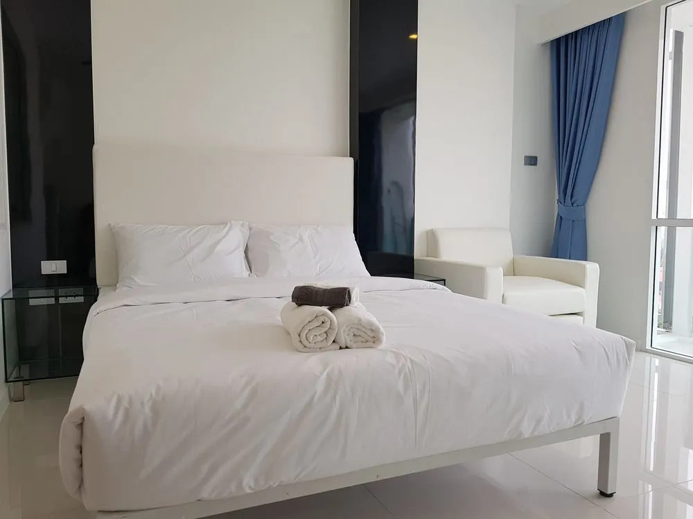 City Center Residence Deluxue Studio 712