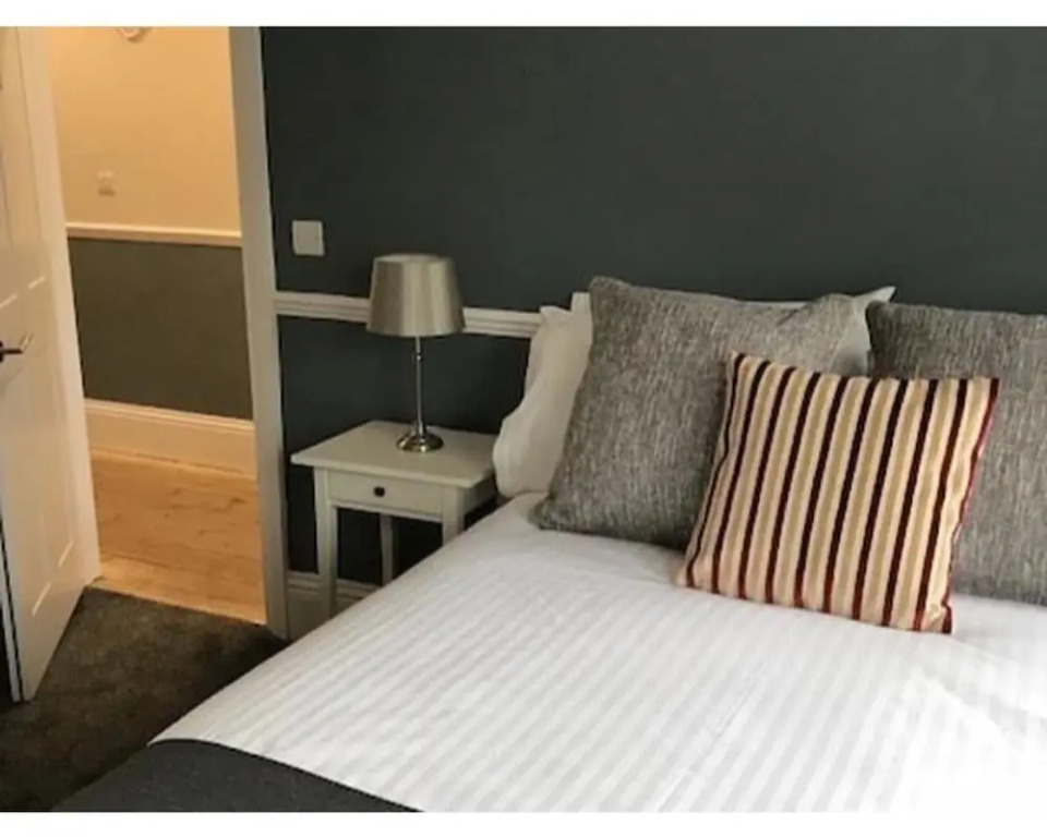 Iffley Town House