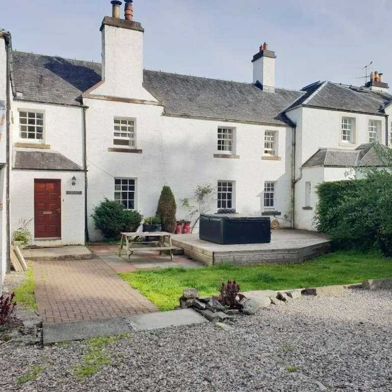 Easter house of Ross self catering