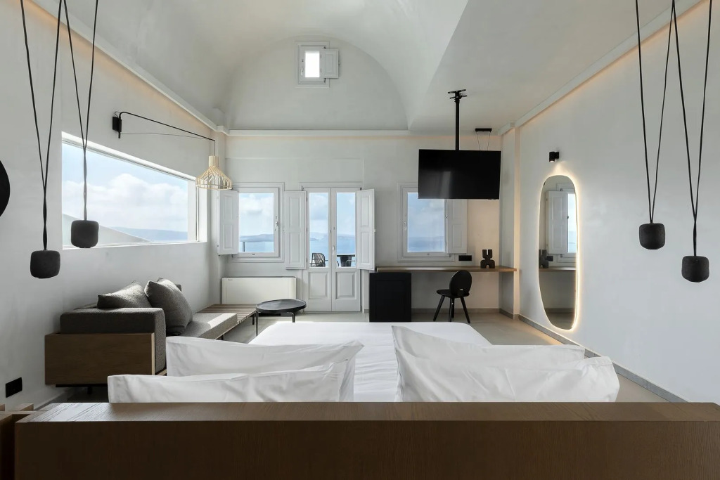 Hom Santorini