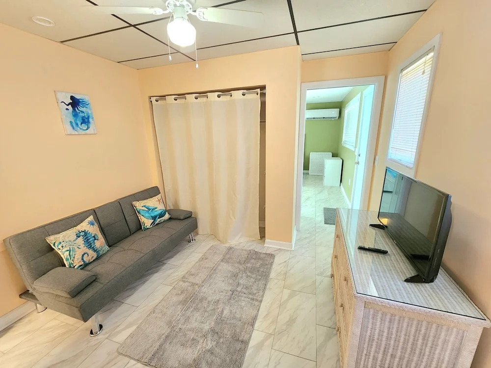 Sleeps 12 4 Bedroom Pool Home Close to Beaches Restaurants & More 4 Home by Redawning