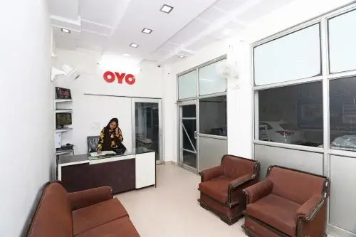 OYO 24987 Zaina