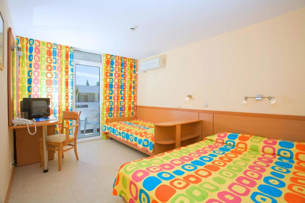 Hotel Compass