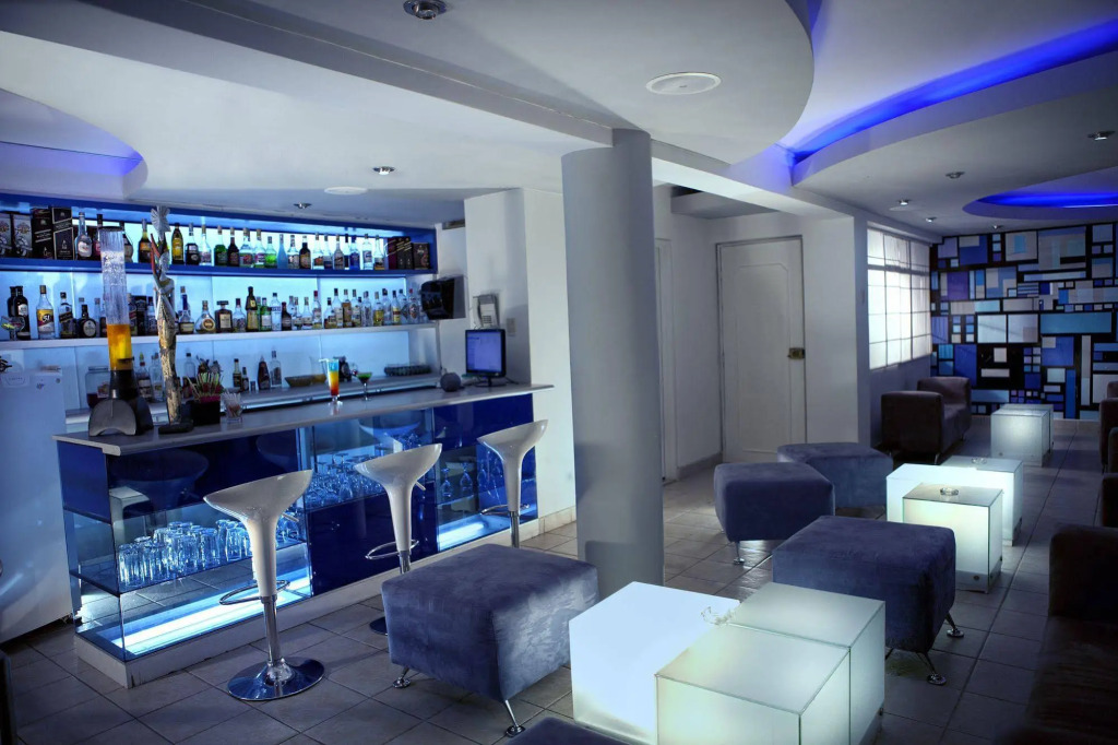 El Tumi Hotel