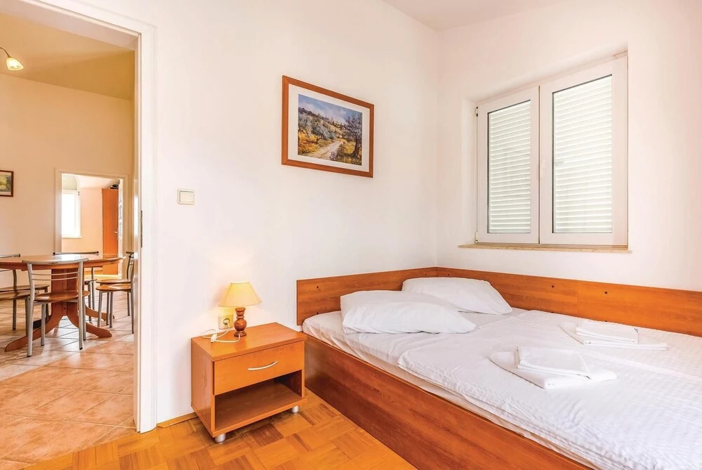 Beautiful Home in Banjol With Wifi and 2 Bedrooms