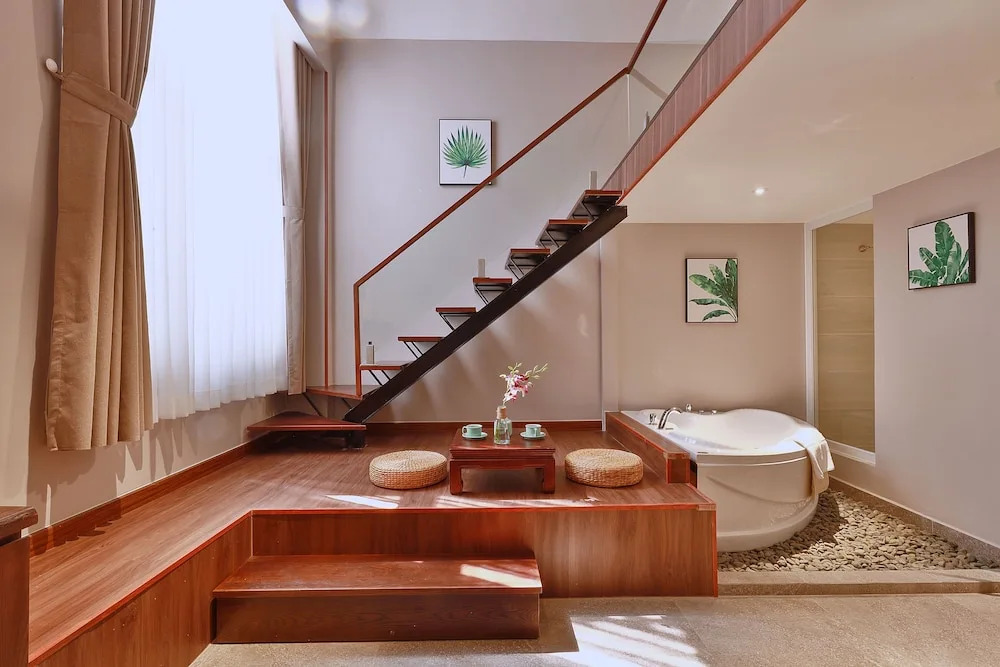 CHERRY BOUTIQUE HOTEL