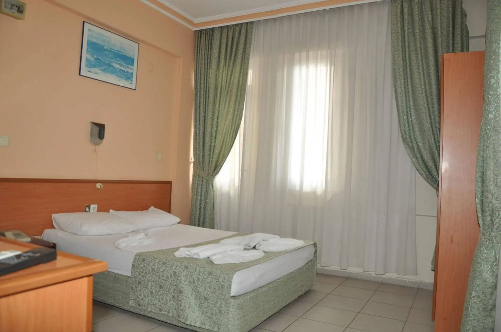 Kleopatra Alis Hotel