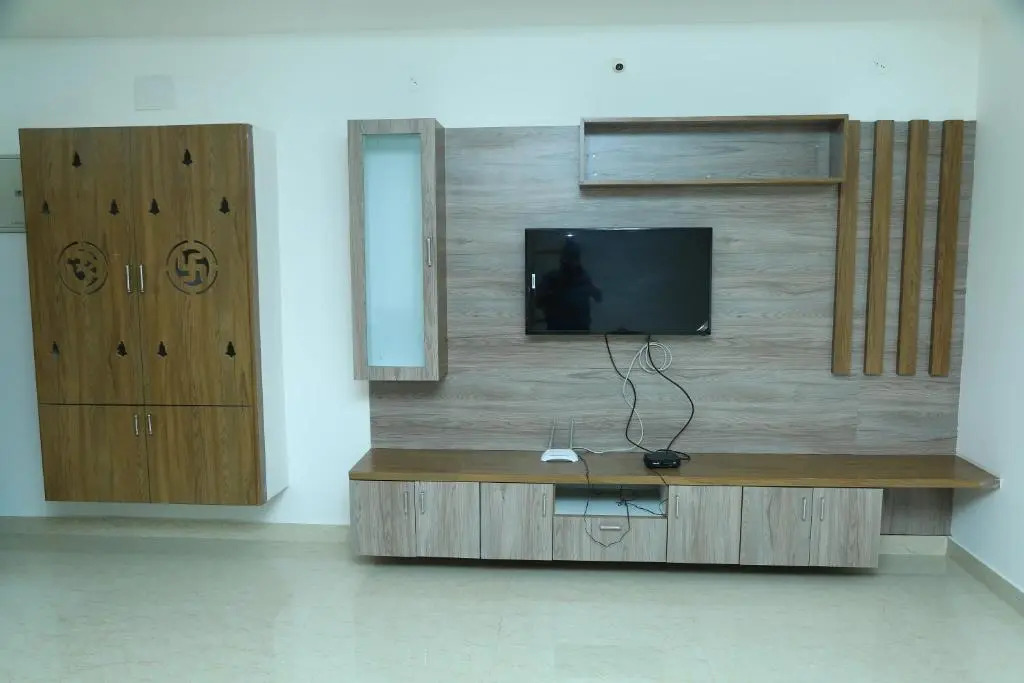 Ameya Homestays Brand New Fully Furnished 3BHK & 2BHK Apartments