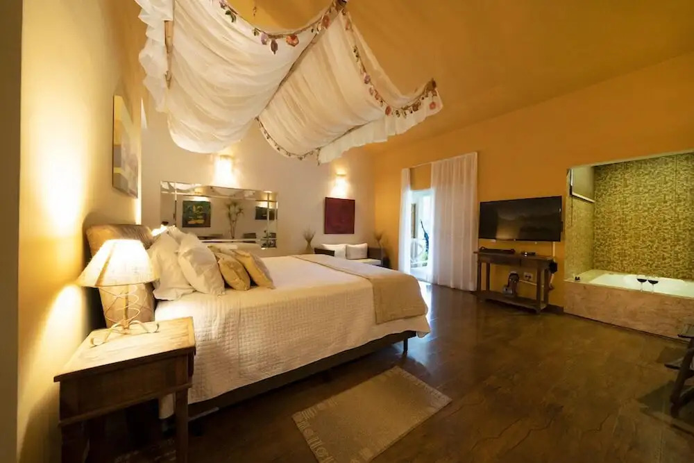 Hotel Mil Flores