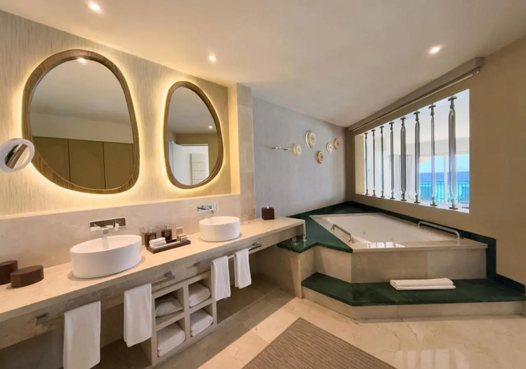 Royal Select at Grand Park Royal Cancún