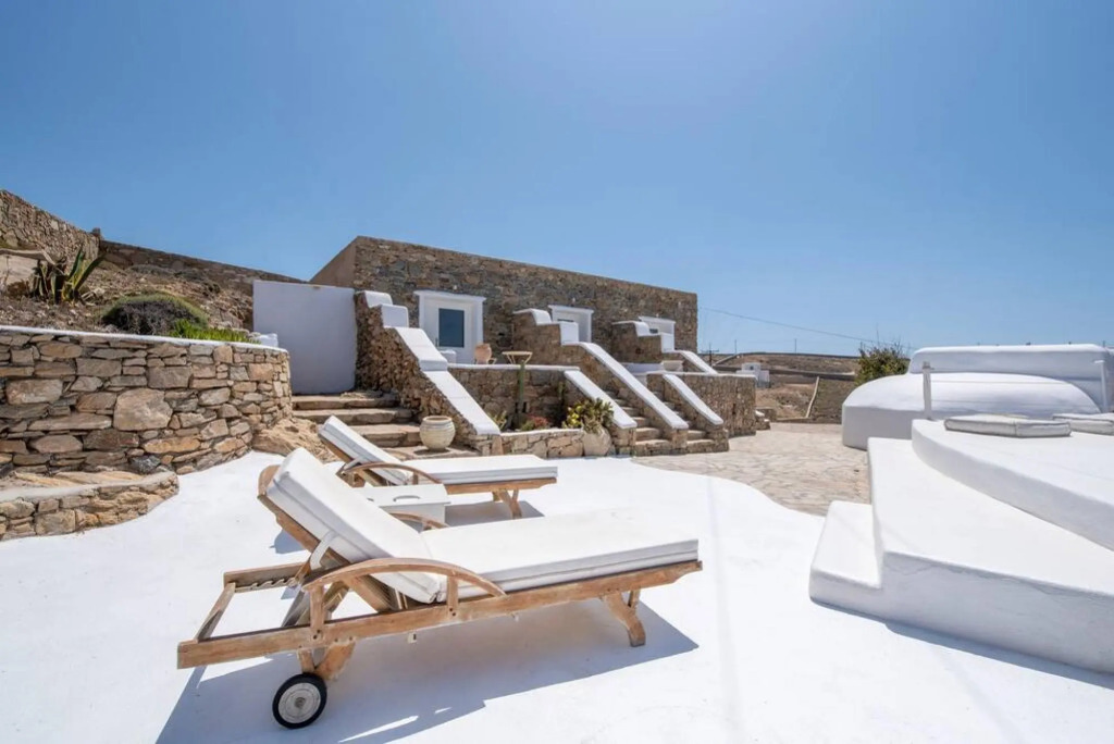 Fanari studio 1 with panoramic pool