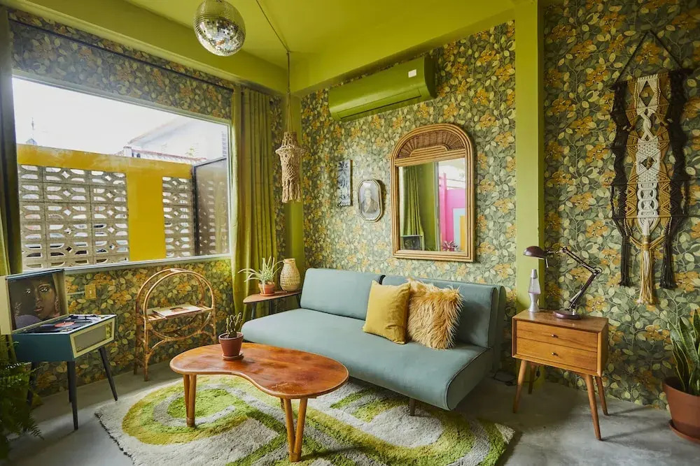 MOOD HAUS by DW - 70s Retro Stays
