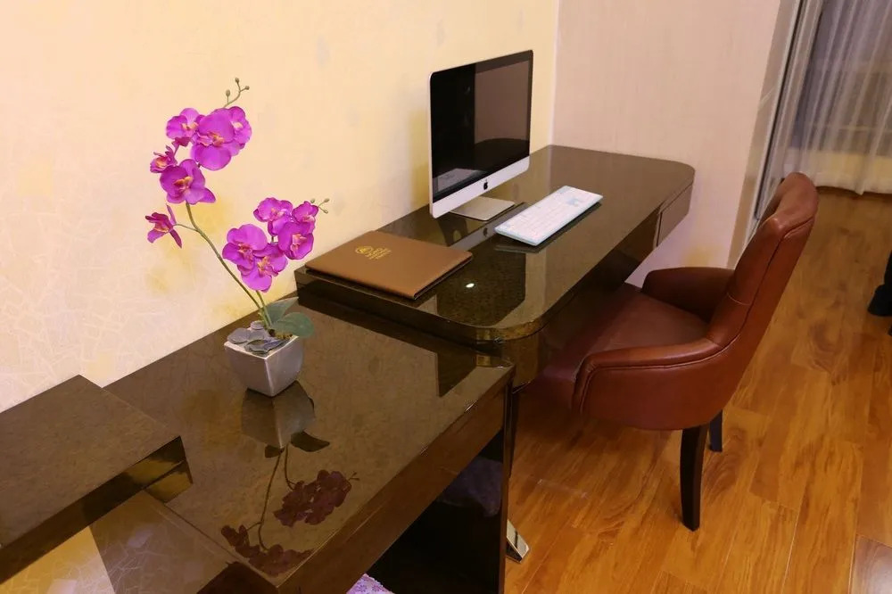 The Legend HOME Service Apartment