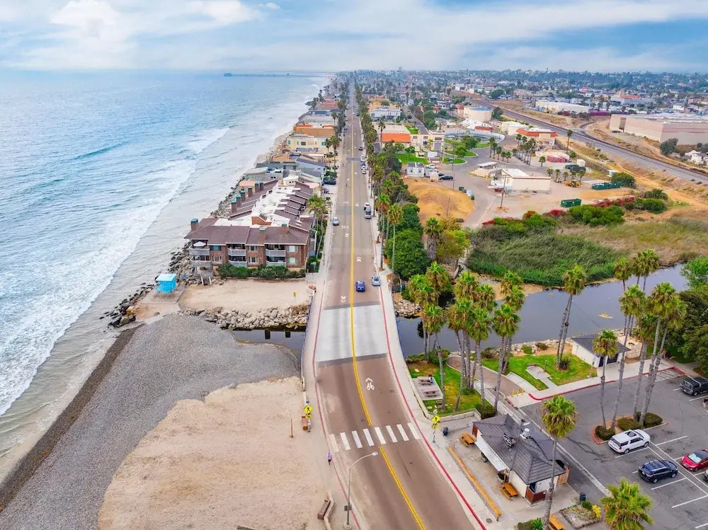 Luxury Oceanfront Condo With Private Beach Access
