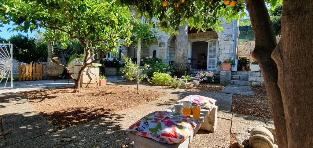 Two Palms Villa