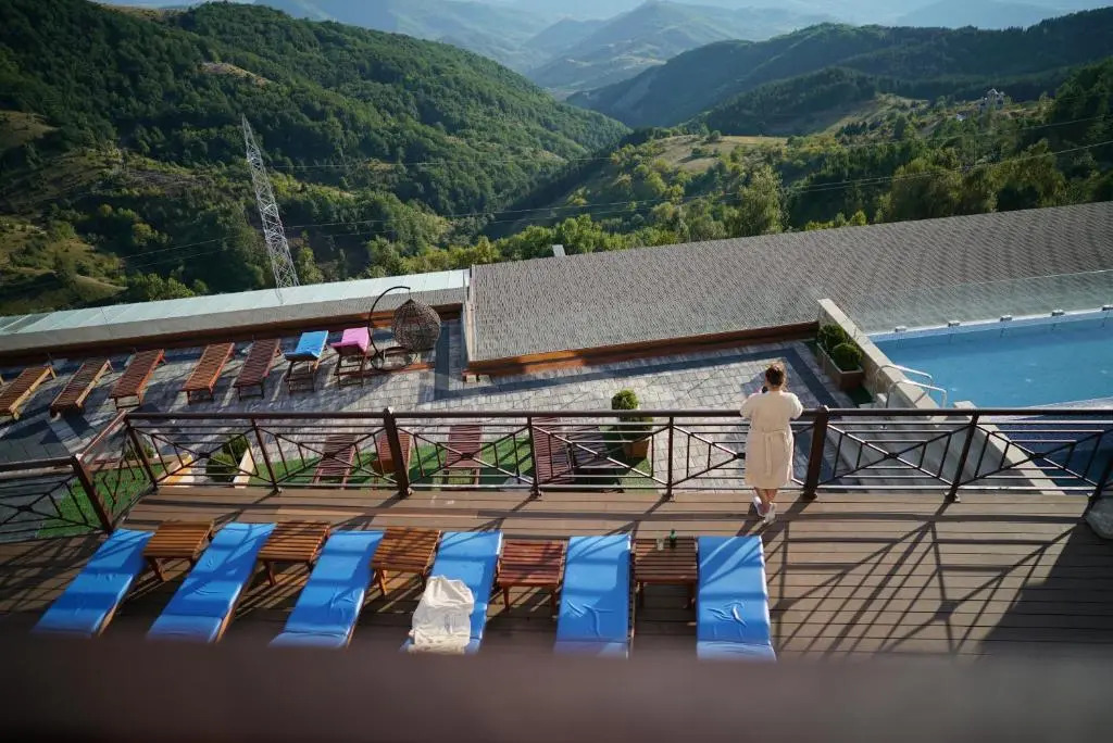 Premier 24 Milmari Kopaonik