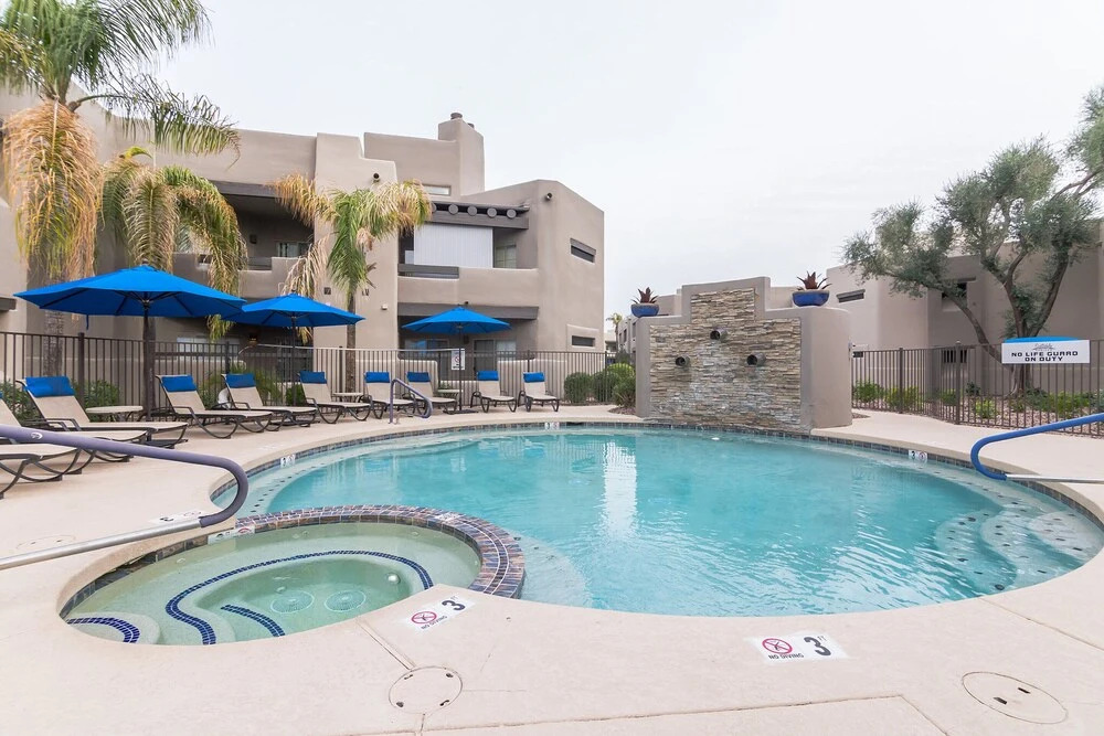 Luxury Scottsdale Suite + Pool + Gym