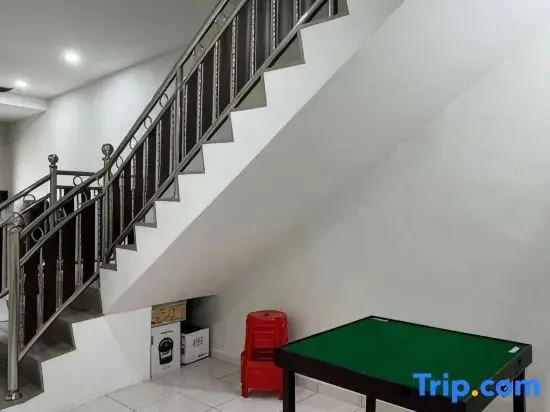 16 pax HB Homestay Raja Uda Ong Yi How Butterworth - Budget Homestay - KTV NETFLIX MAHJONG