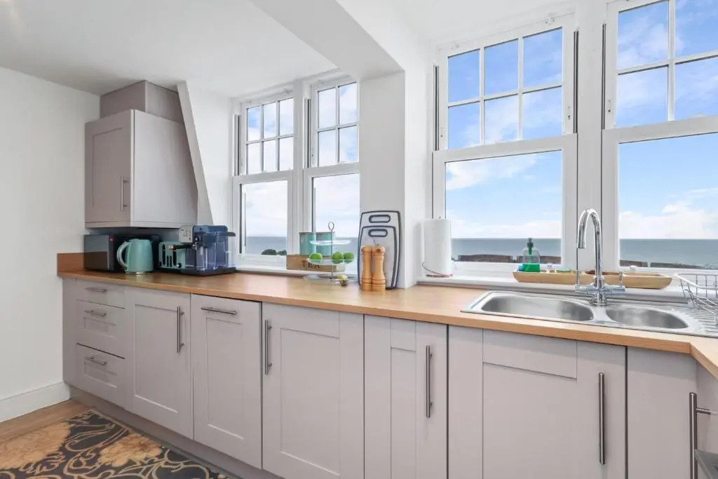 Skyview Eastbourne 24