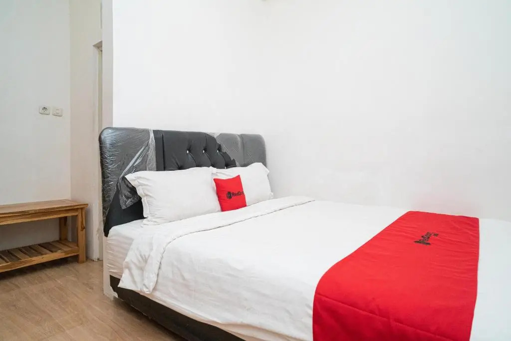 Hotel O D&a Guesthouse Syariah And Rent Car
