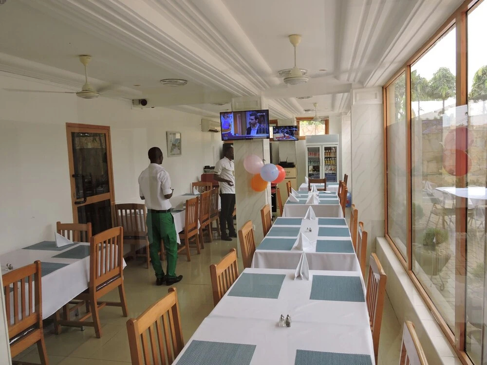 All Seasons Hotel