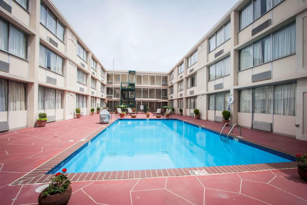 Hotel Indigo - Memphis Downtown by IHG