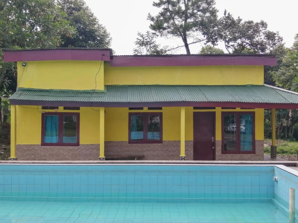 Penginapan Rawa Bokor Gunung Salak RedPartner