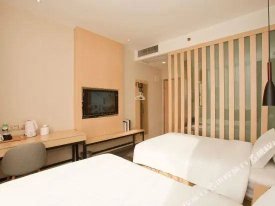 Yongcheng hotel shanghai Jinshajiang road Fengzhuang subway station shop