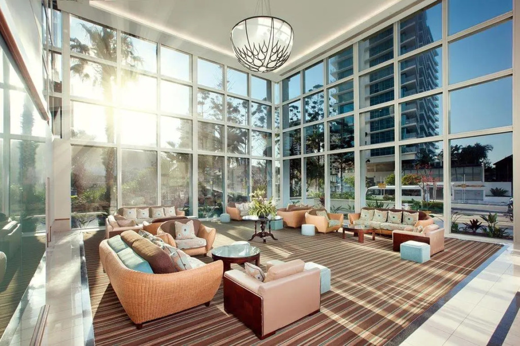 voco Gold Coast by IHG