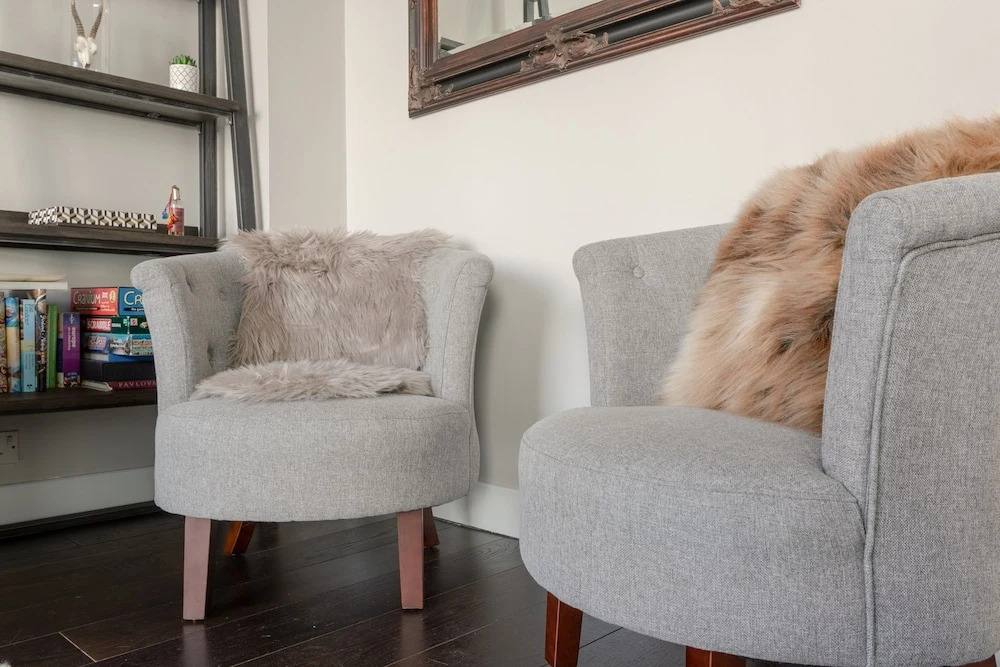 3 Bedroom Shoreditch Maisonette With Balcony