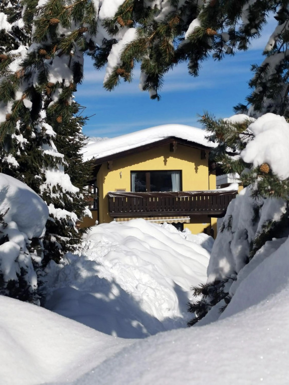 The Seefeld Retreat - Central Family Friendly Chalet - Mountain Views