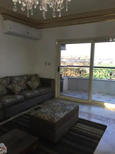 Al Bahr Al Aazam Apartment