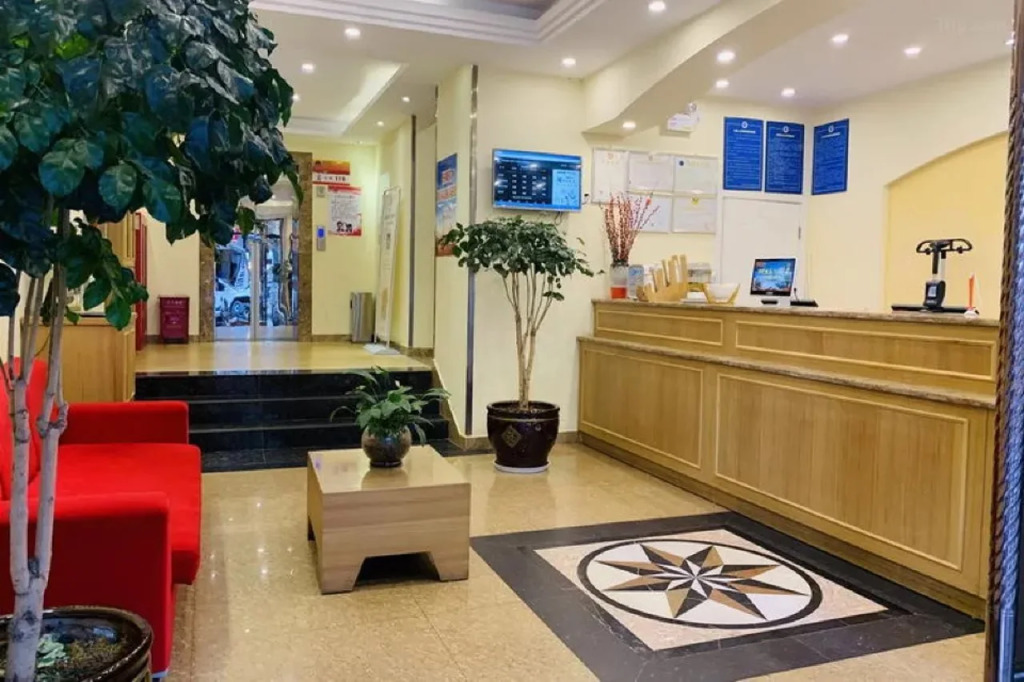 Pebble Motel (Kunming Dounan Flower City Longcheng Street)