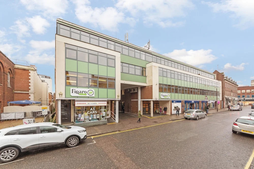 Metro Service Apartments Bedford