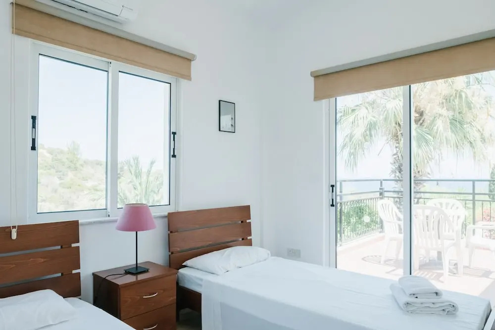 Chrysanthemum Villa