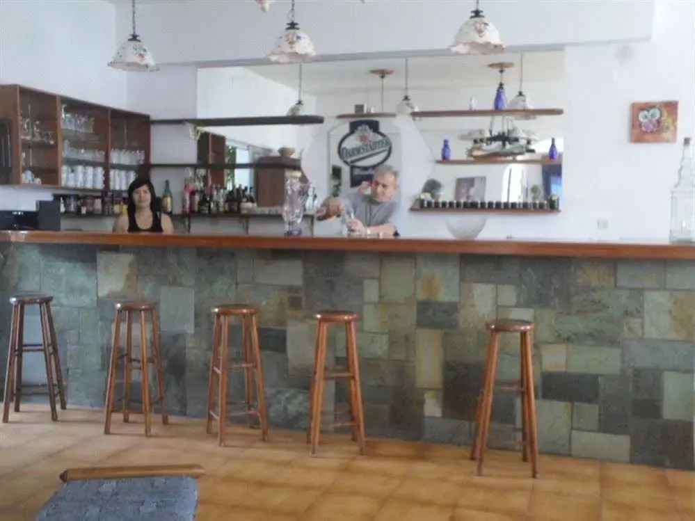 Hotel Grivas-Elia