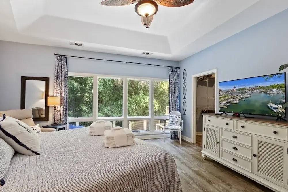 57 Lawton Rd. / Sea Pines / Pet Friendly 4 Bedroom Home