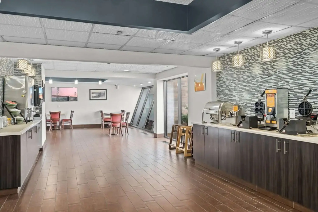 Quality Inn & Suites Mall of America - MSP Airport